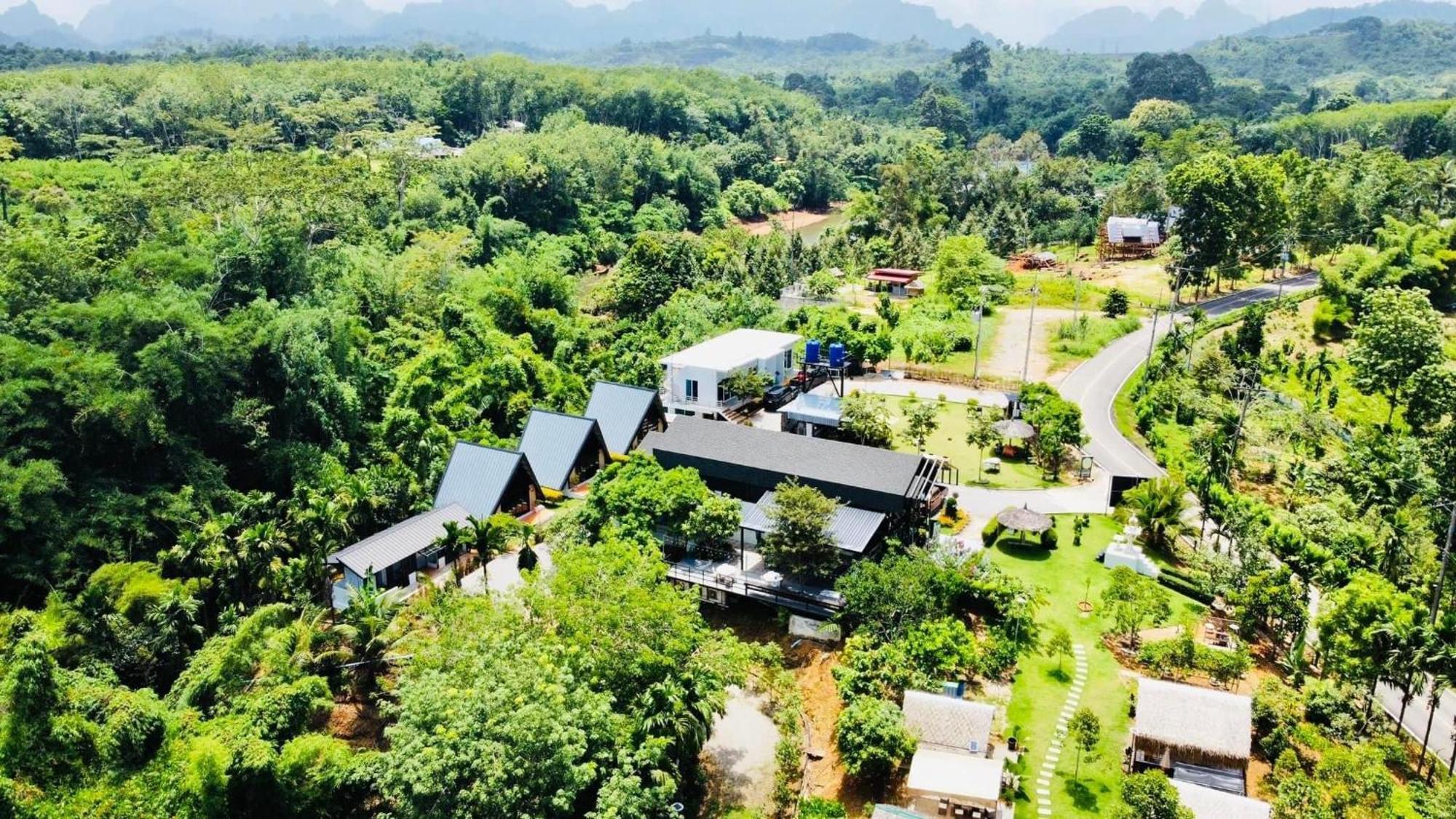 คุ้มกะลาหัวฟาร์มสเตย์ Ban Pha Saeng Lang Extérieur photo